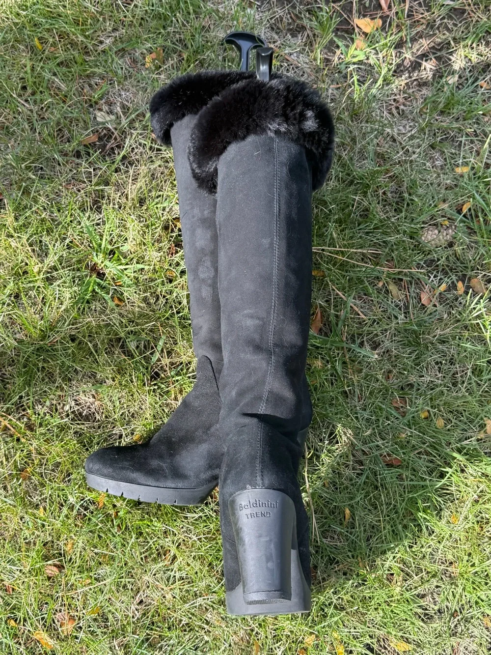 ~Baldanini*Italy Gently Used Tall Black FurLined Suede Waterproof Boots
